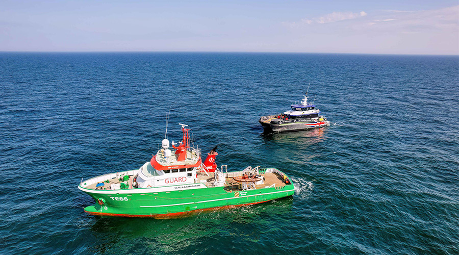 EA3 13_PR_boats